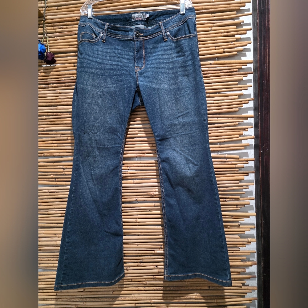 Torrid LUXE Slim Boot Women's Blue Jeans Size 12S Very Comfy And Stretchy